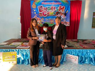 10. มอบหนังสือให้กับเด็กนักเรียนโรงเรียนบ้านเกาะพิมูล